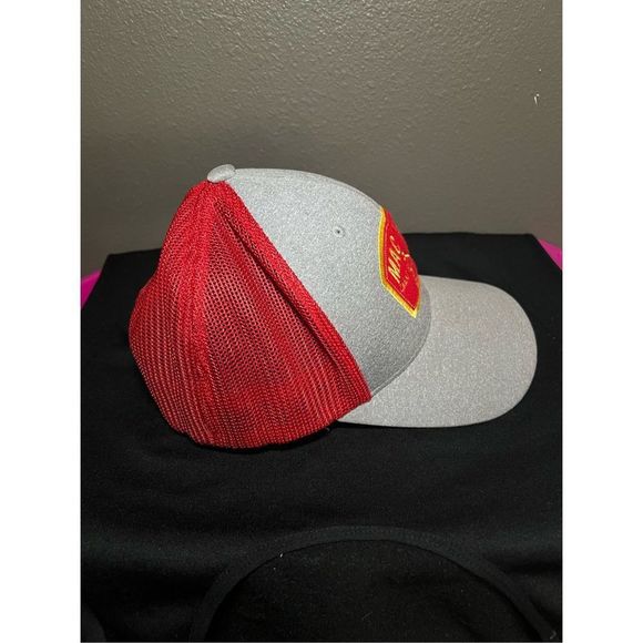 Mac Tools Embroidered Patch Flexfit Hat Gray and Red OSFA - Picture 3 of 6